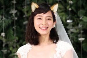 きつね耳吉岡里帆