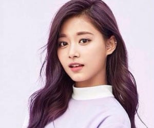 TWICE（トゥワイス）メンバーのツウィ
