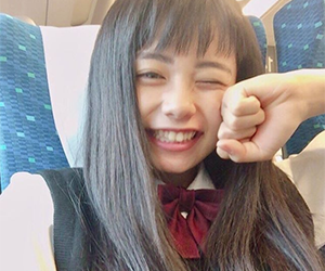 足立佳奈, 高校