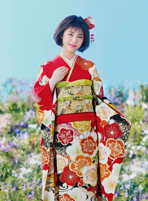 京都きもの友禅, CM, かわいい, 女の子, 女優, 浜辺美波, 振袖, 昭和