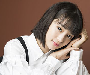 広瀬すず, 大友花恋, 似てる