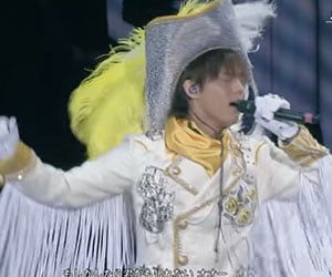 Kis-My-Ft2, キスマイ, デビュー衣装