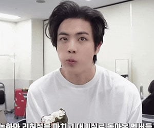 BTSのメンバー、ジンはハムスターに似ている