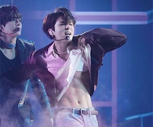 BTSジョングクの腹筋