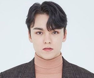 SEVENTEENメンバーのバーノン
