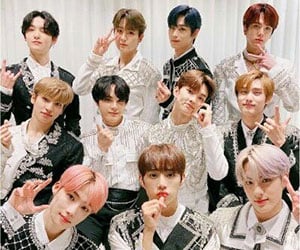 THE BOYZ（ドボイズ）メンバーのサンヨン, ジェイコブ, ヨンフン, ヒョンジェ, ジュヨン, ケビン, ニュー ,キュー, ハンニョン, ソヌ, エリック