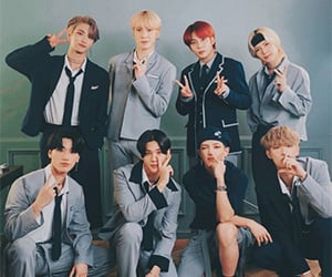 ATEEZ(エイティーズ)メンバーのソンファ, ホンジュン, ユンホ, ヨサン, サン, ミンギ, ウヨン, ジョンホ