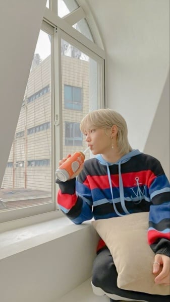 felix4 ジュースを飲むフェリックス