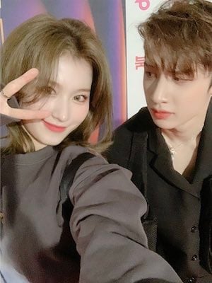 straykids_bangchan Stray KidsのバンチャンとTWICEのサナ