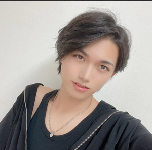 ザスーパーフルーツの田倉暉久