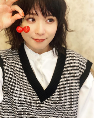 松岡茉優