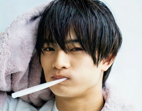 美 少年メンバーの浮所飛貴