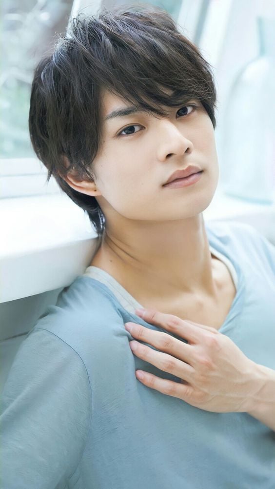 美 少年メンバーの浮所飛貴