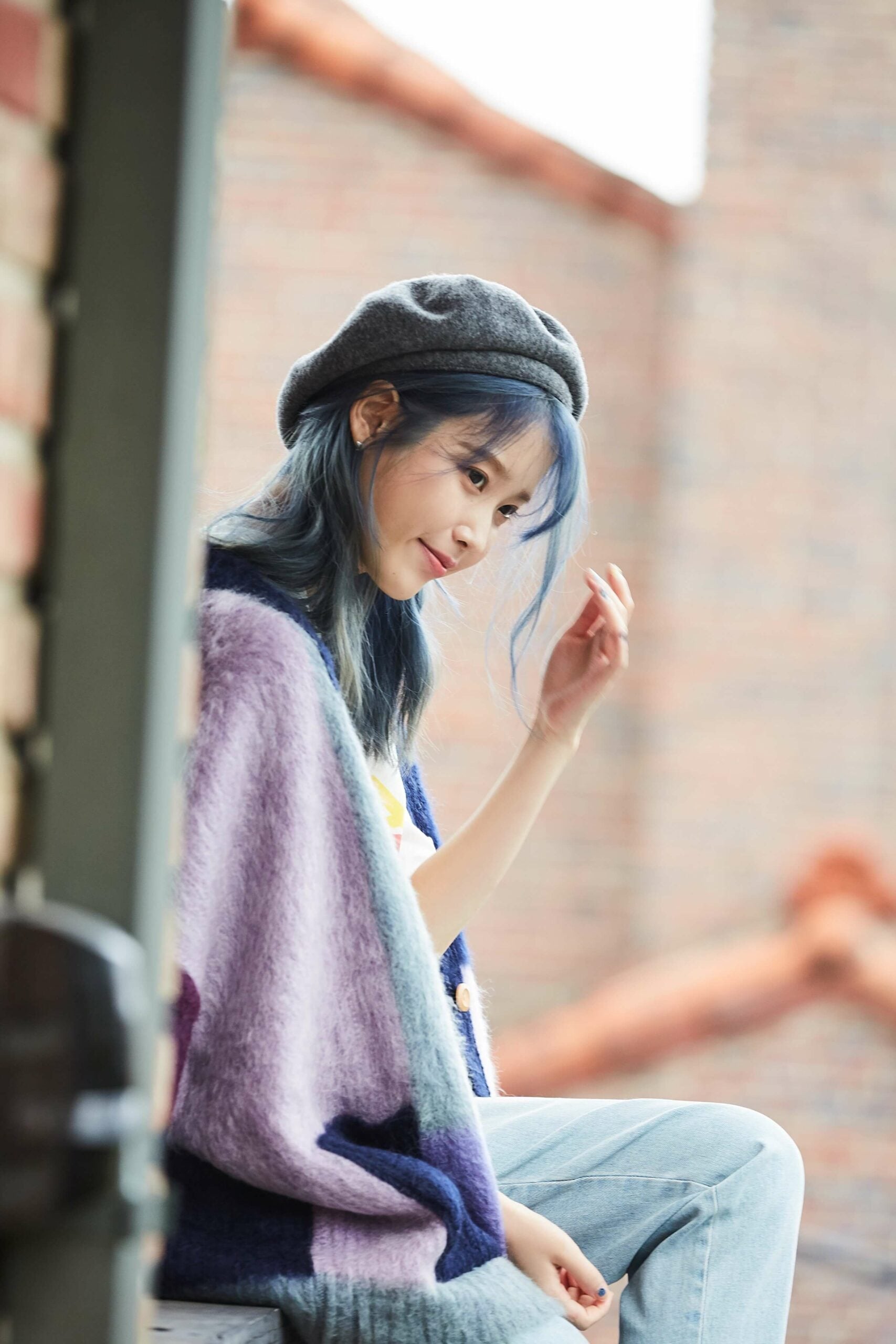 歌手のIU