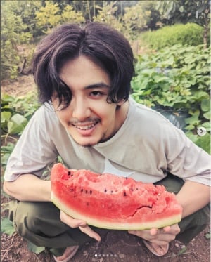 fujiikaze 藤井風(ふじいかぜ)