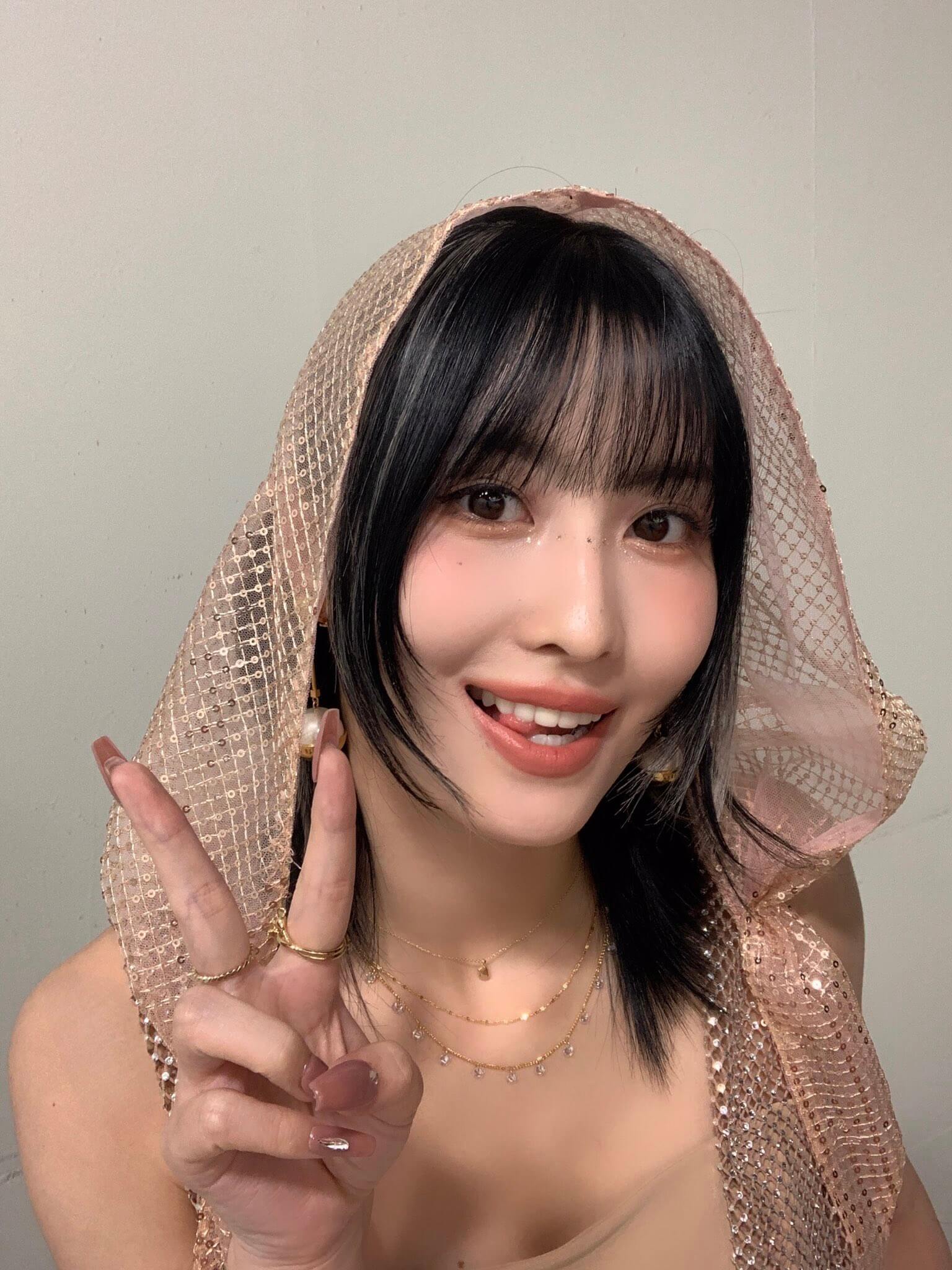twice-member-momo TWICEのメンバーのモモ