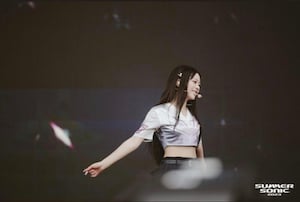 newjeans-summersonic2023 NewJeansのハニ